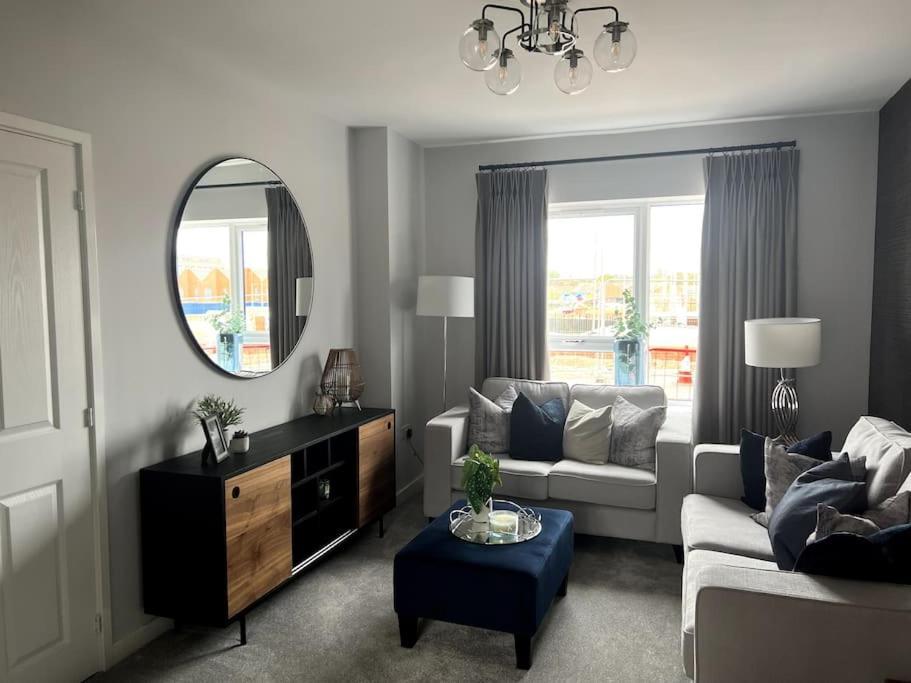 Villa Waterside House à Leicester Extérieur photo