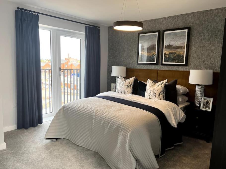 Villa Waterside House à Leicester Extérieur photo